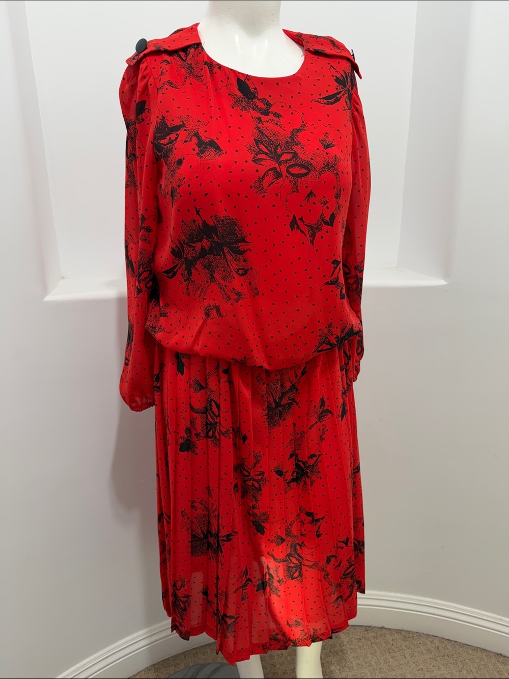Vintage 80s Breli Originals Red Black Floral Pleated Midi Dress USA As Is
